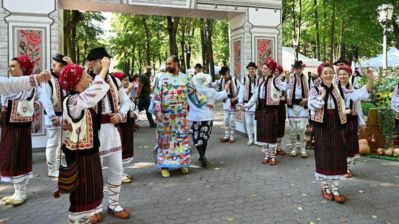 Atenție șoferi și călători! Centrul Chișinăului se blochează pentru o perioadă de mai multe zile: ce trasee vor fi afectate